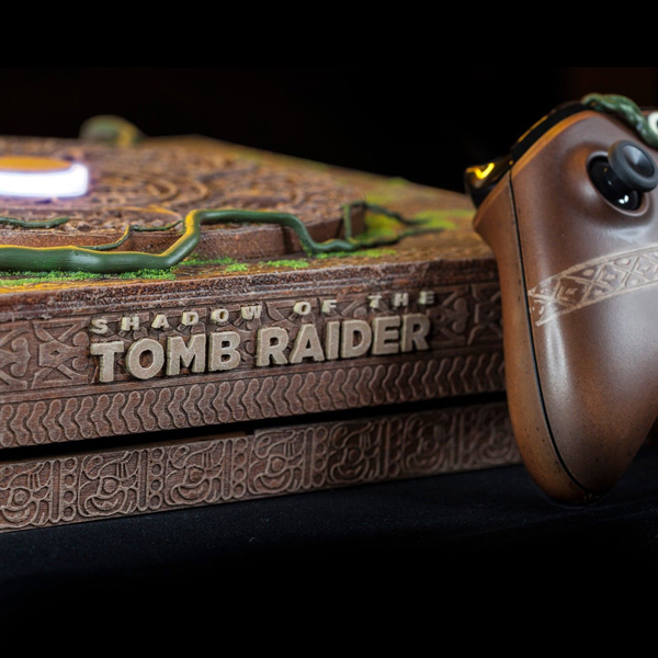 Xbox One X Tomb Raider - front