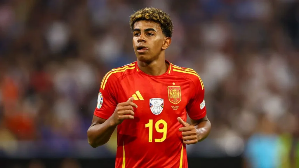 lamine-yamal-a-t-il-vraiment-16-ans-lage-du-prodige-espagnol-remis-en-question